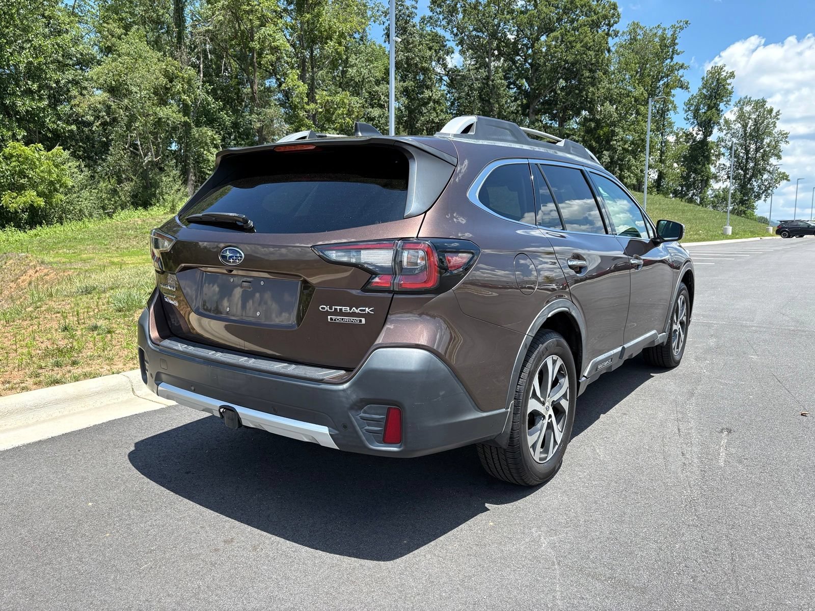 Used 2020 Subaru Outback Touring w/ Popular Package #2 AWD/4WD image 9