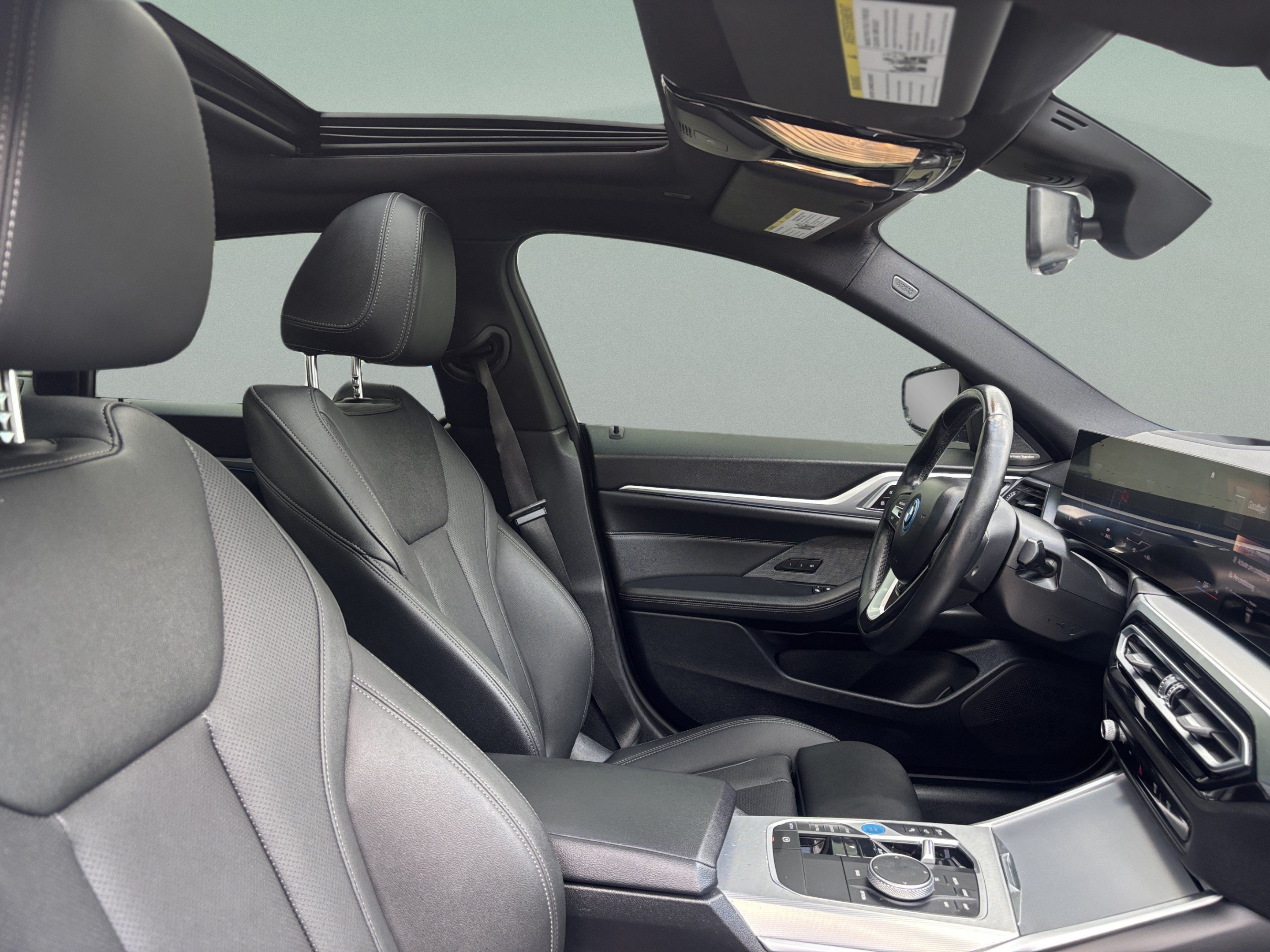 Used 2023 BMW i4 eDrive35 w/ Premium Package RWD image 22
