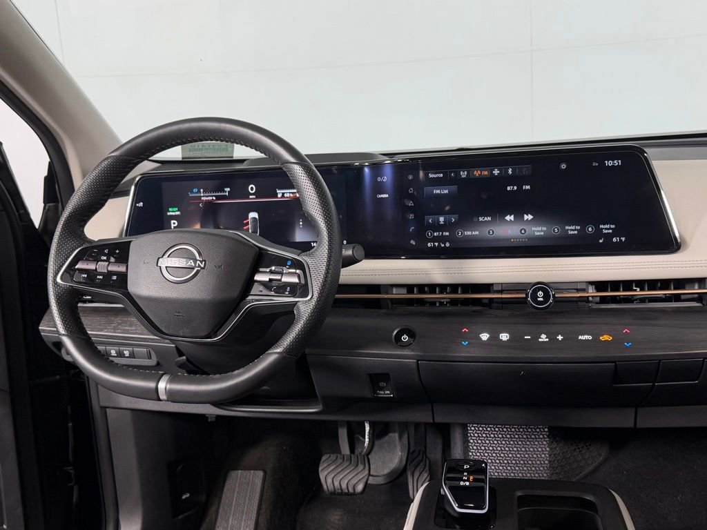 Used 2023 Nissan Ariya AWD image 11