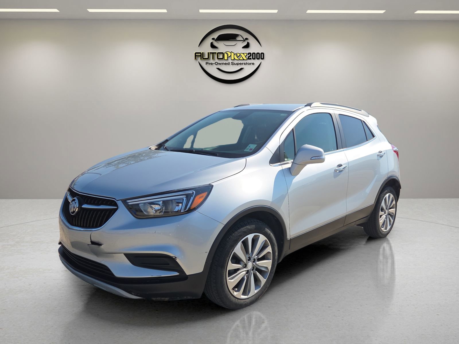 Used 2019 Buick Encore Preferred image 3