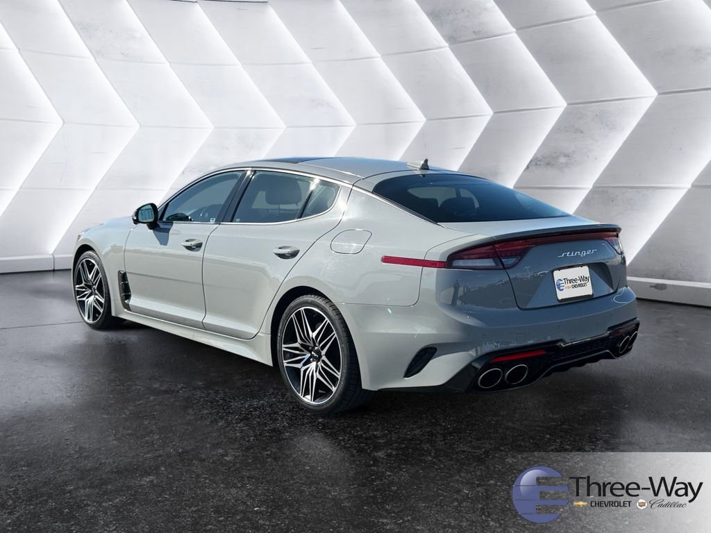 Used 2023 Kia Stinger GT2 image 3