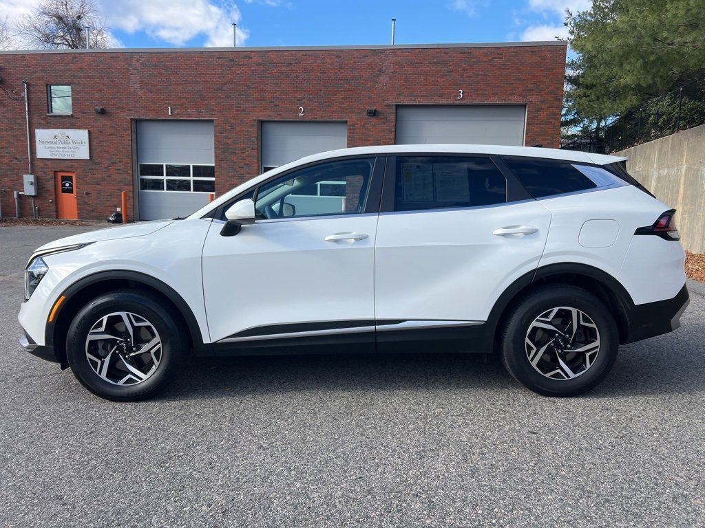 Certified 2023 Kia Sportage LX image 2