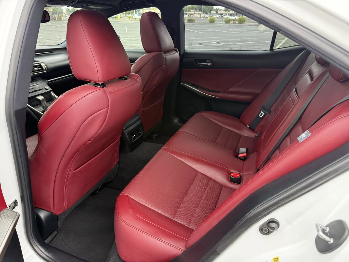 Used 2016 Lexus IS 200t w/ F Sport Package RWD image 23