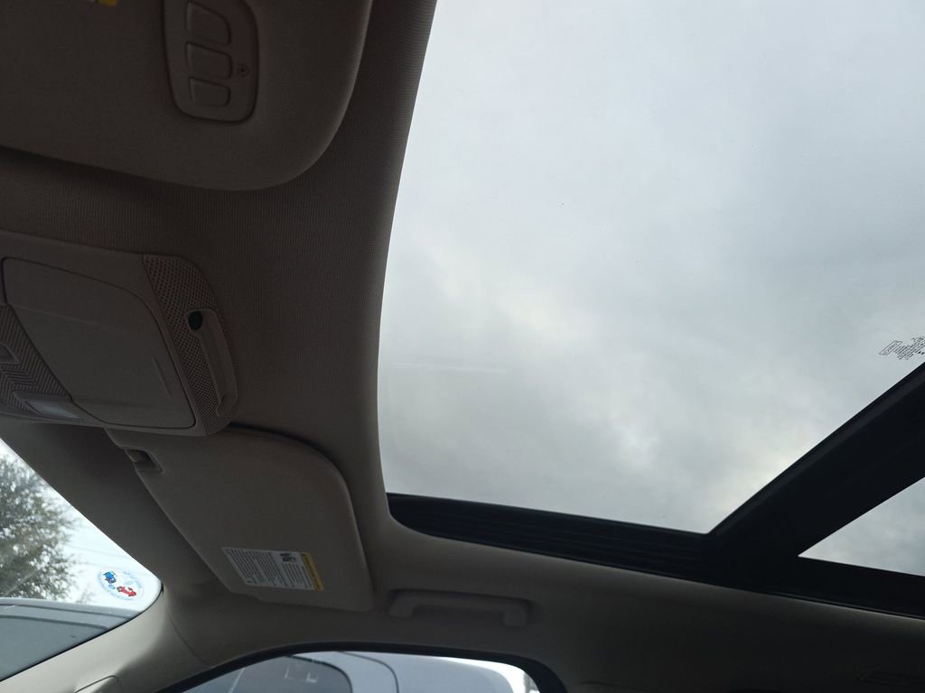 Used 2024 Ford Expedition Max Limited image 14