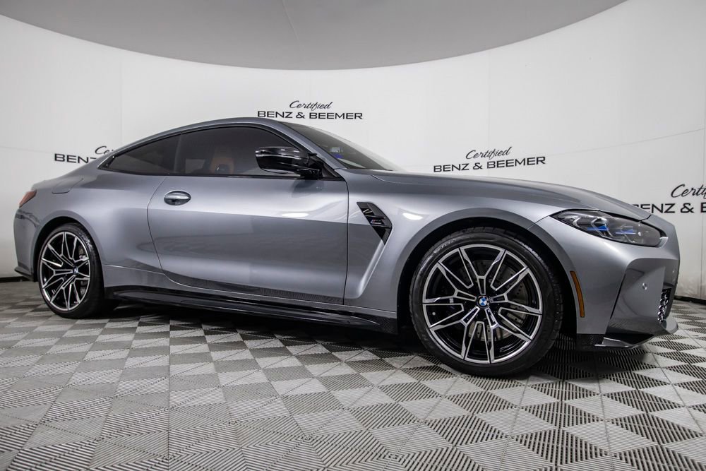 Used 2024 BMW M4 Competition w/ Executive Package RWD image 2