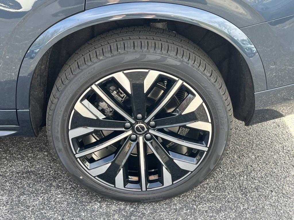 New 2026 Volvo XC90 T8 Ultra w/ Lounge Package AWD/4WD image 11