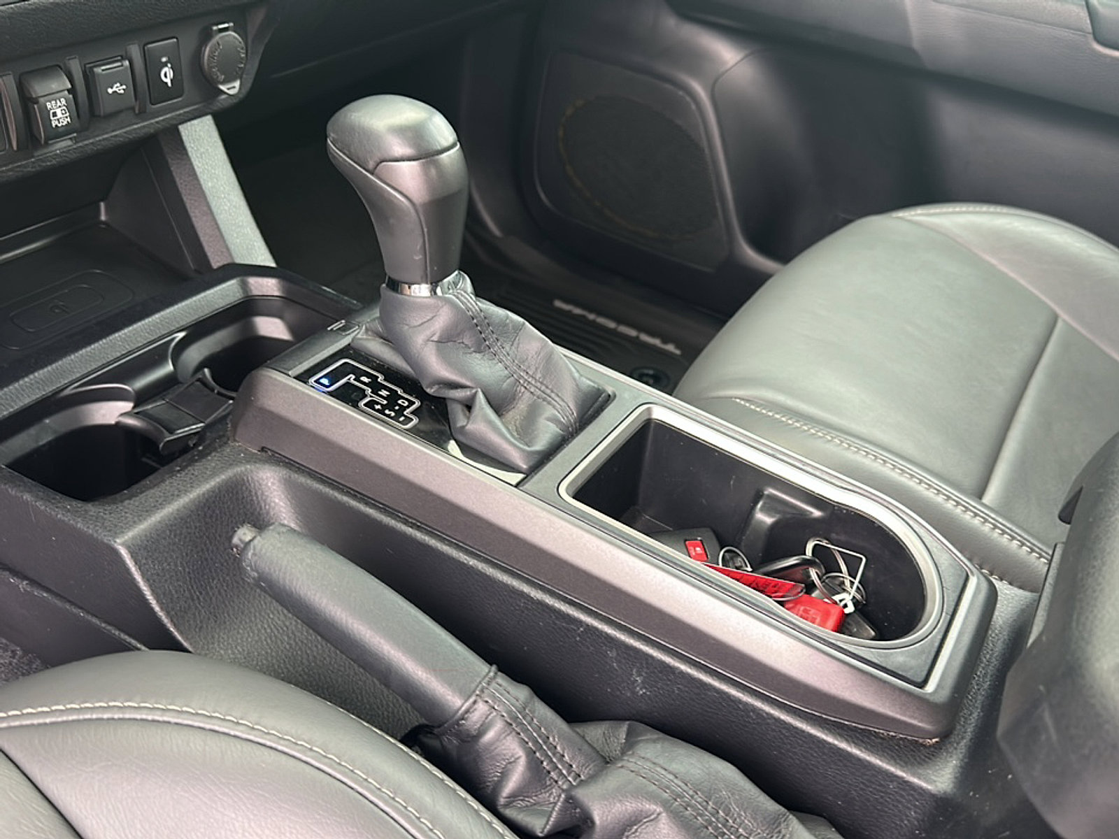 Used 2020 Toyota Tacoma TRD Off-Road AWD/4WD image 20