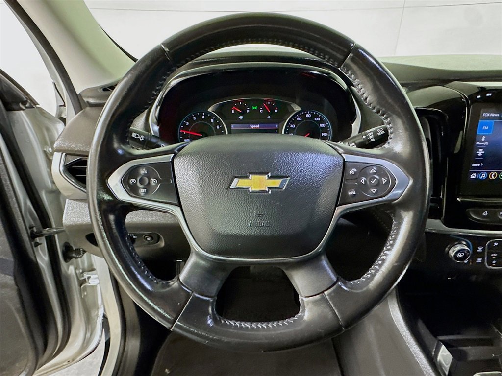 Used 2020 Chevrolet Traverse LT image 9