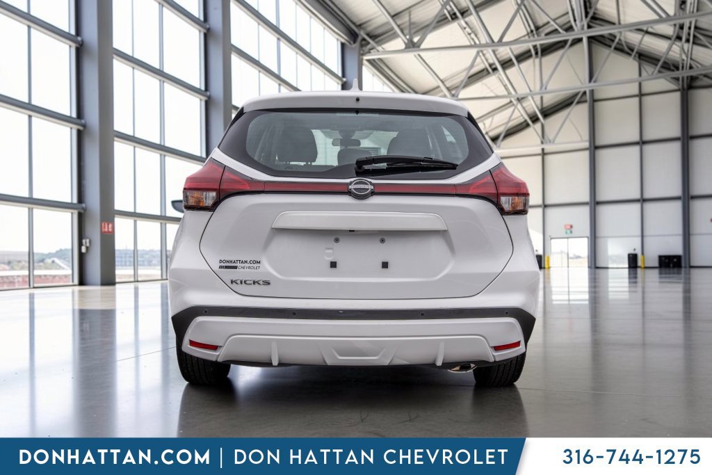 Used 2024 Nissan Kicks S FWD image 28