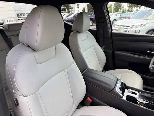 Used 2025 Hyundai Santa Cruz SEL FWD image 17