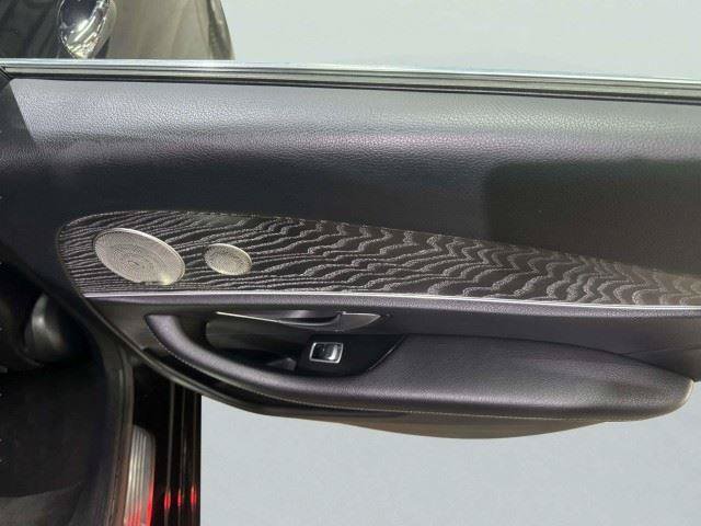 Used 2021 Mercedes-Benz E 350 4MATIC Sedan image 35