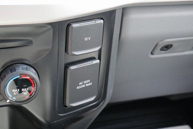 New 2025 Ford F450 XLT w/ XLT Value Package image 19