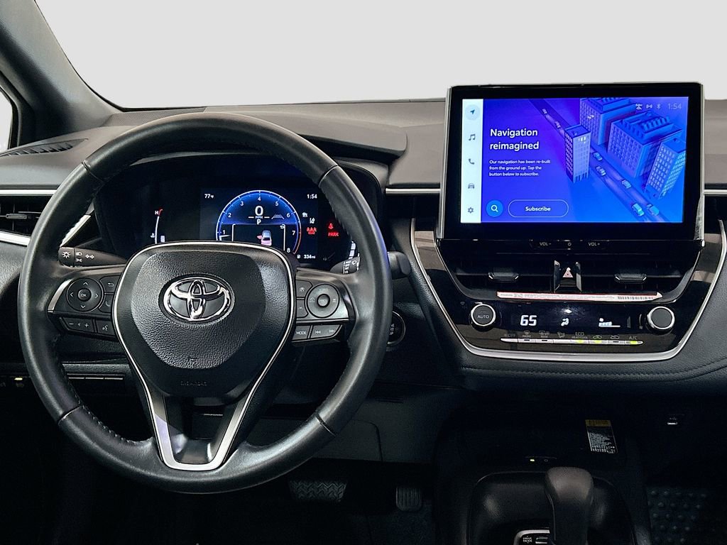 Used 2025 Toyota Corolla SE w/ SE Premium Package FWD image 18