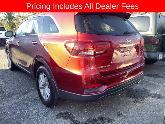 Used 2019 Kia Sorento FWD image 4