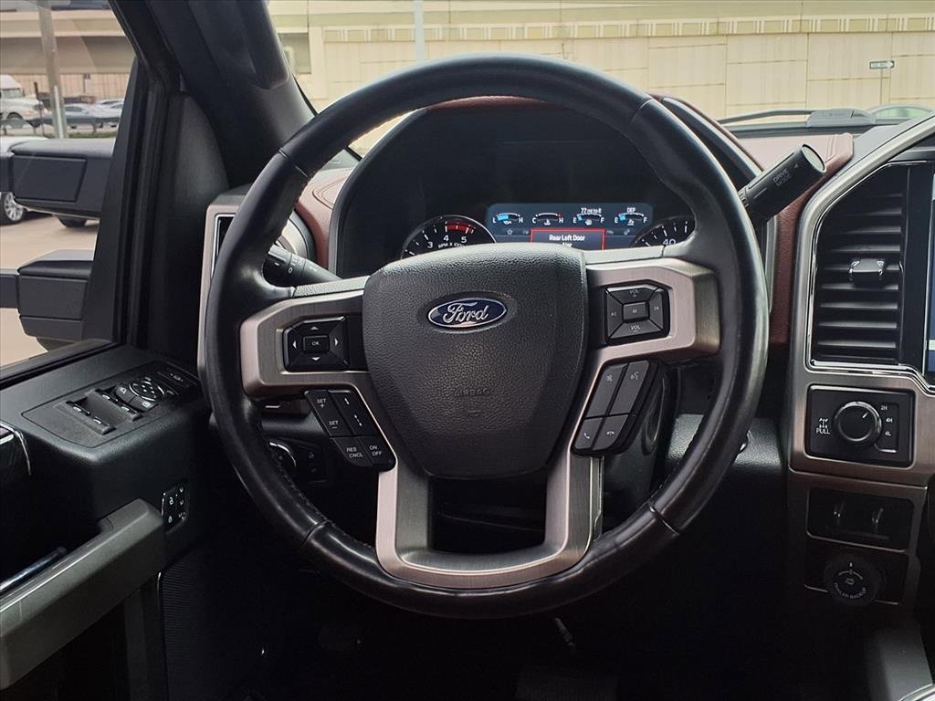 Used 2022 Ford F350 Platinum w/ FX4 Off-Road Package image 14