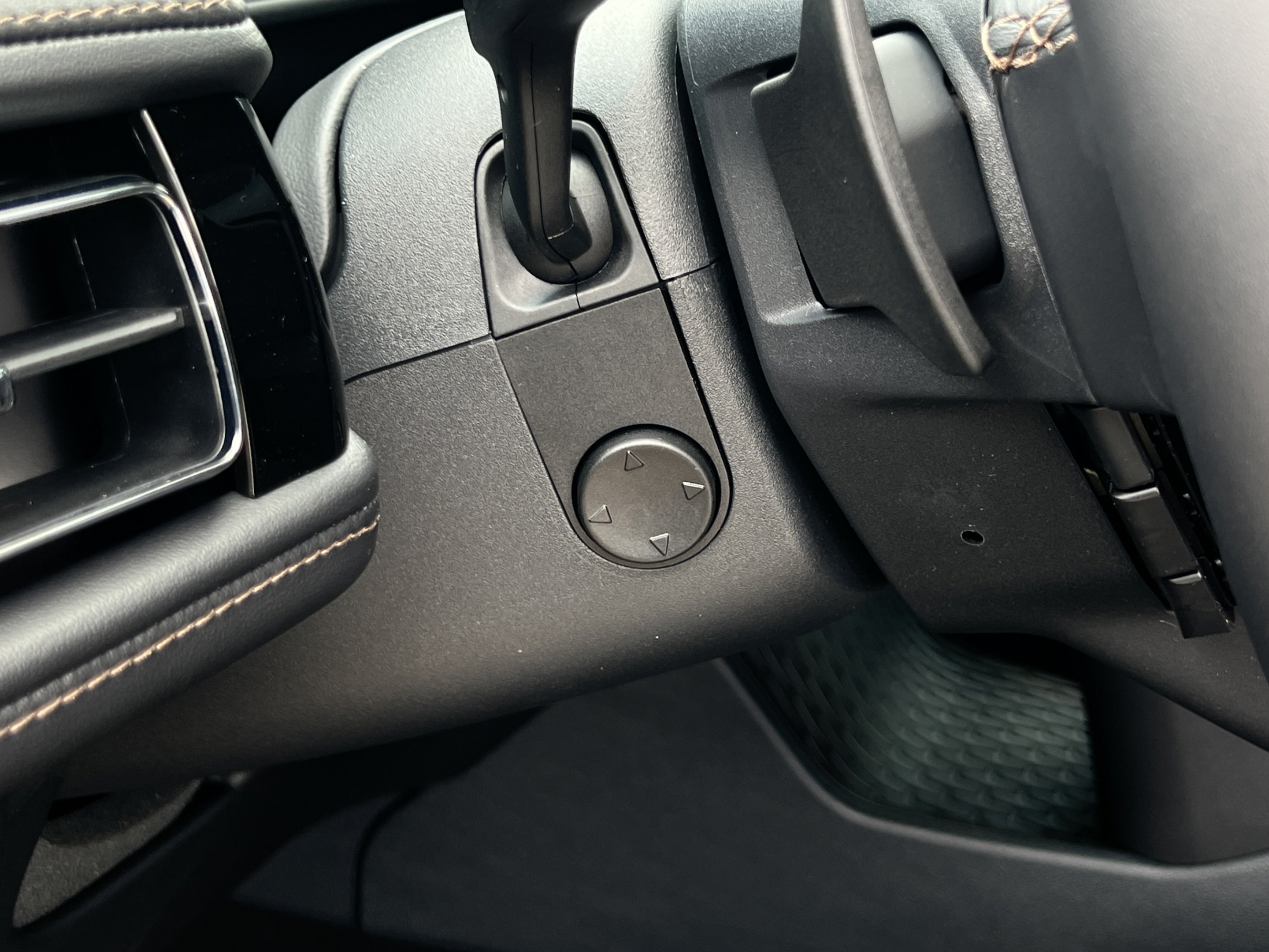 New 2027 Lincoln Aviator Reserve AWD/4WD image 18