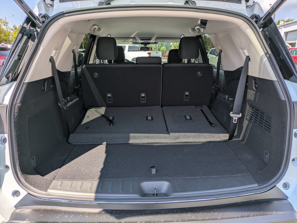 New 2026 Nissan Pathfinder SV FWD image 13