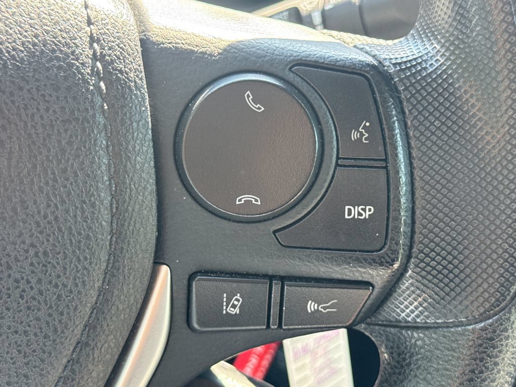 Used 2017 Toyota Corolla L FWD image 28