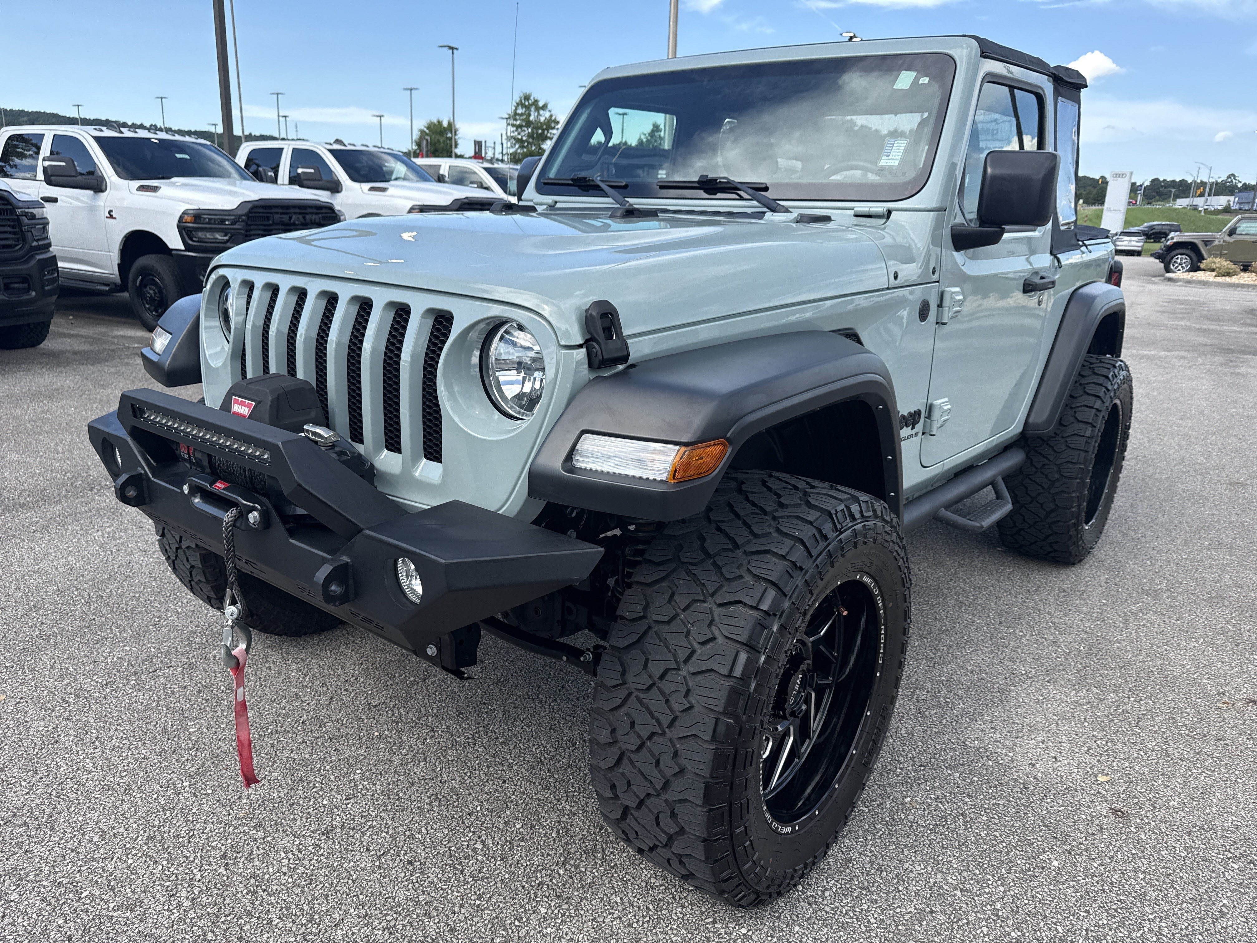 Used 2023 Jeep Wrangler Sport AWD/4WD image 3