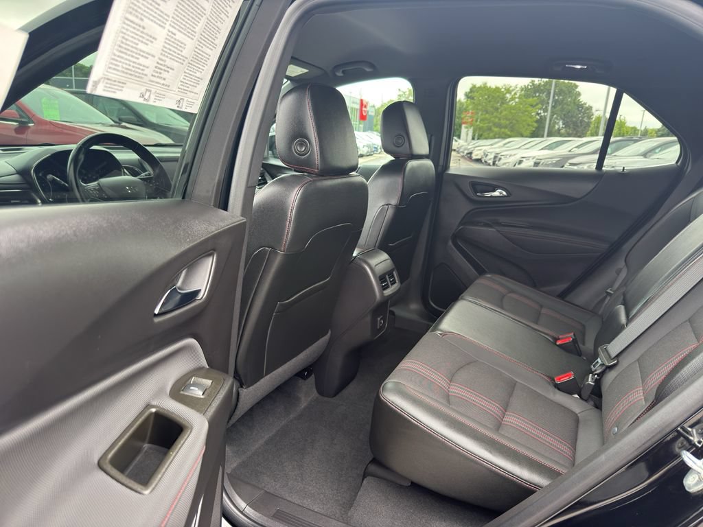 Certified 2023 Chevrolet Equinox RS FWD image 29