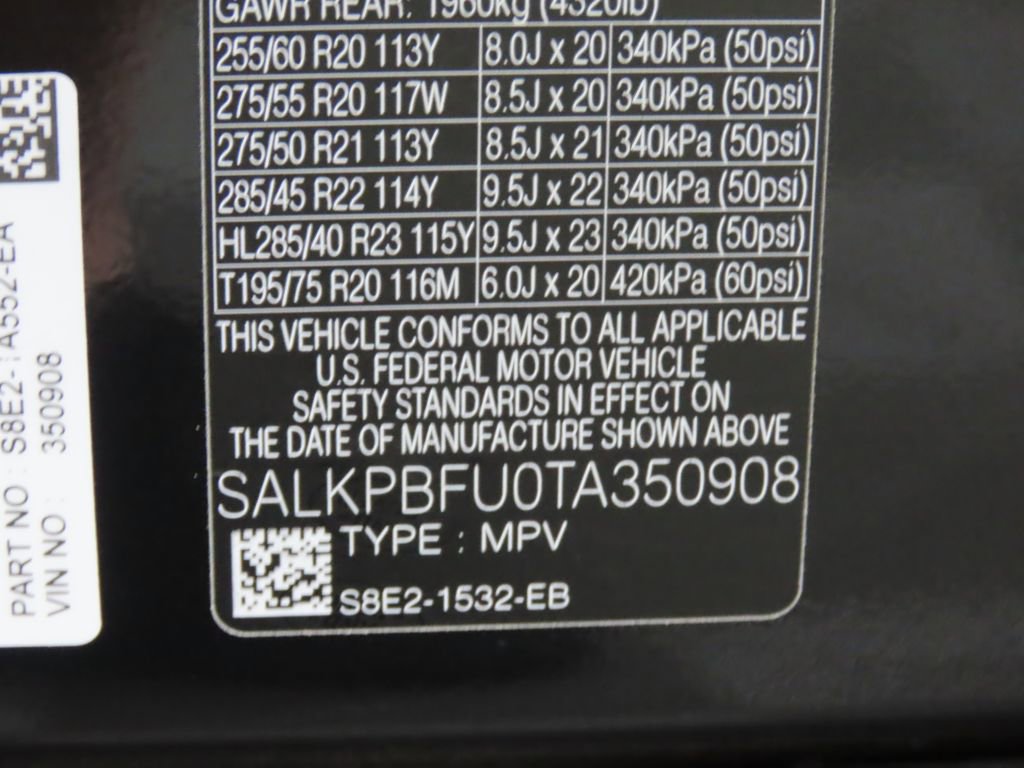 New 2026 Land Rover Range Rover Long Wheelbase SE image 32