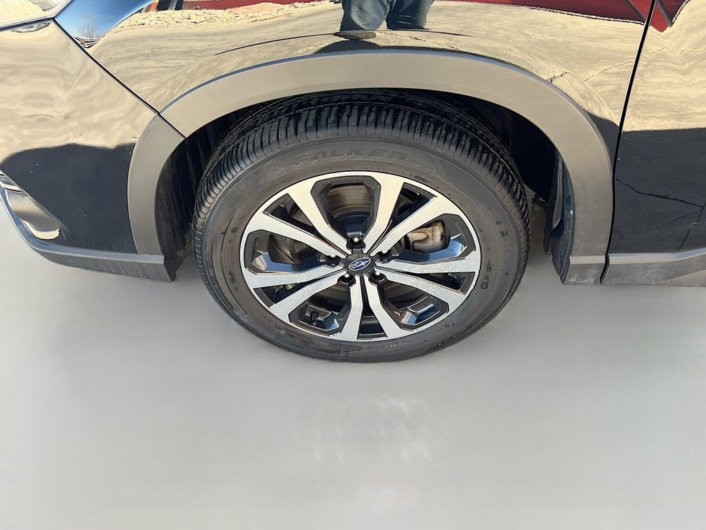 Used 2023 Subaru Forester Limited image 32