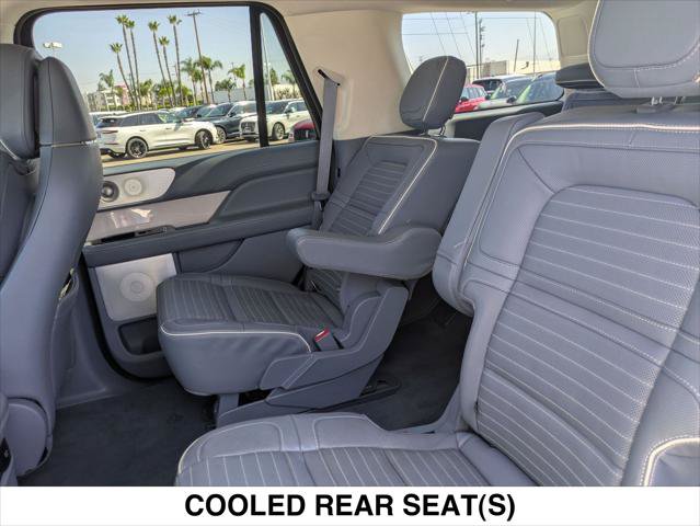 Used 2024 Lincoln Navigator Black Label AWD/4WD image 23