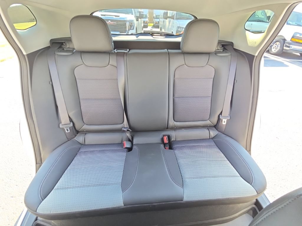 Used 2025 Chevrolet Trax LT w/ LT Convenience Package FWD image 22