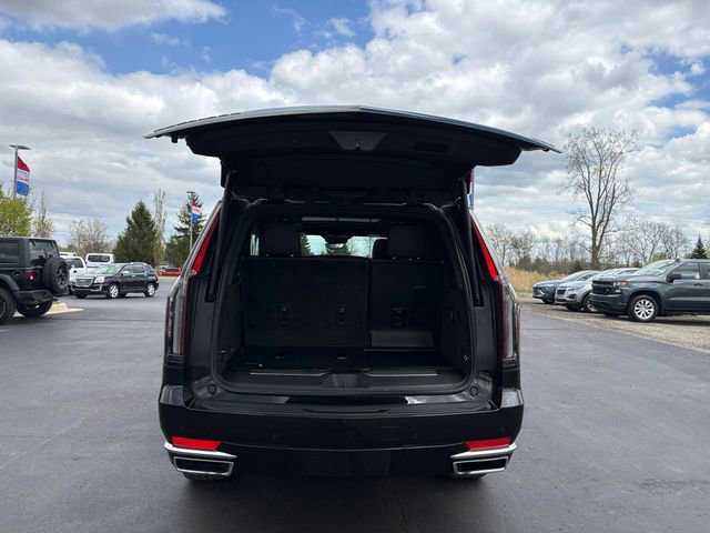 Certified 2024 Cadillac Escalade Premium Luxury w/ LPO, Floor Liner Package AWD/4WD image 19
