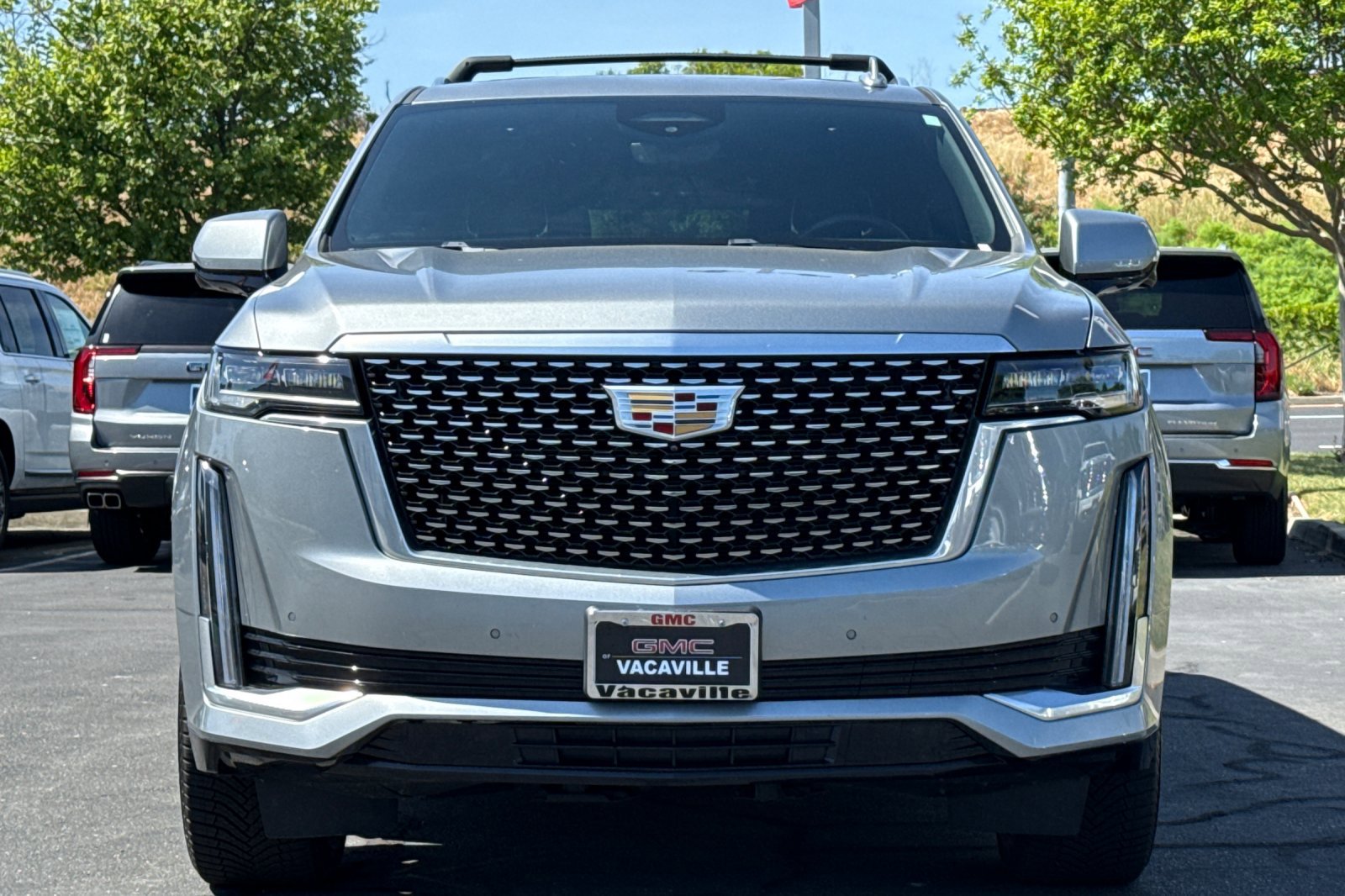 Used 2023 Cadillac Escalade ESV Premium Luxury w/ Performance Package image 10