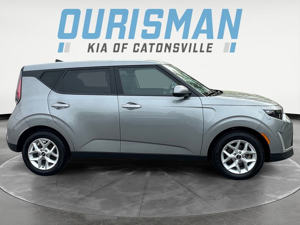 Used 2025 Kia Soul EX image 7