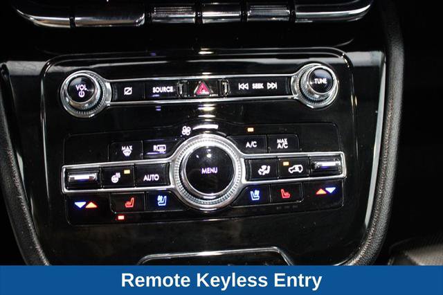 Used 2022 Lincoln Corsair AWD w/ Equipment Group 101A image 8