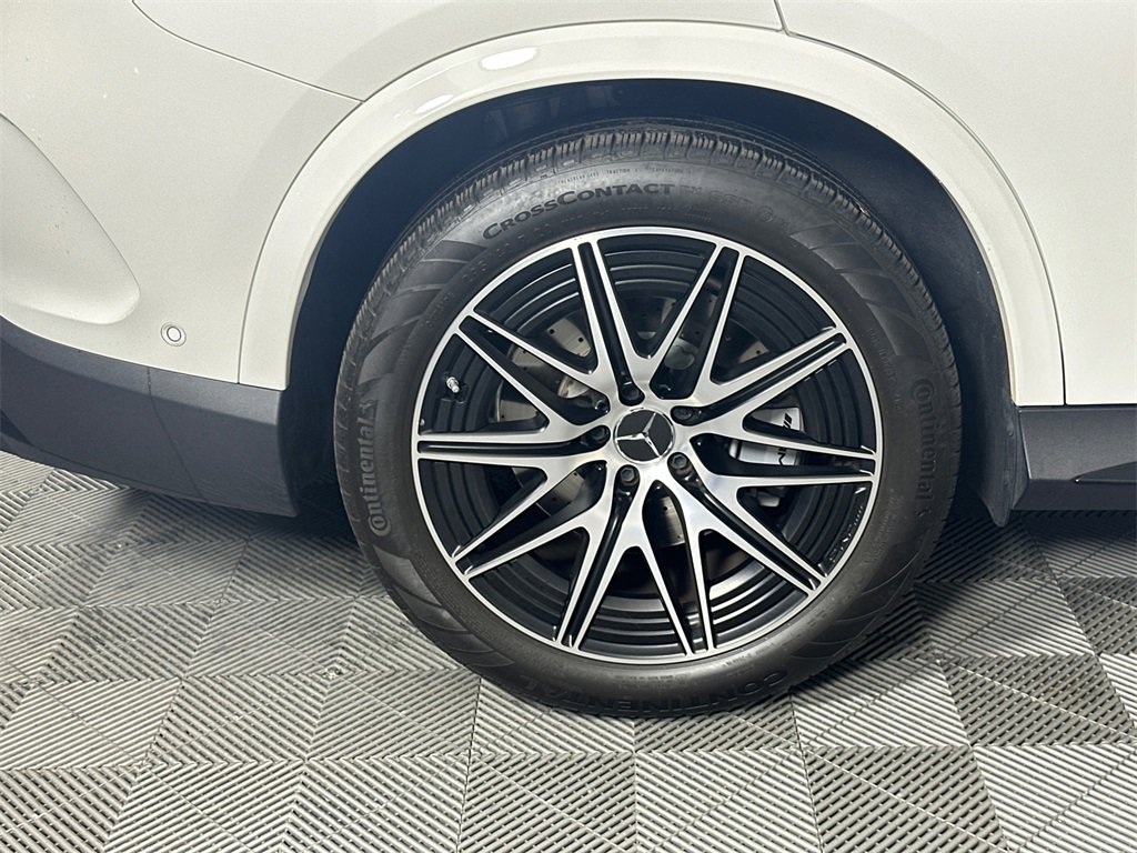 Certified 2024 Mercedes-Benz GLC 43 AMG 4MATIC image 19