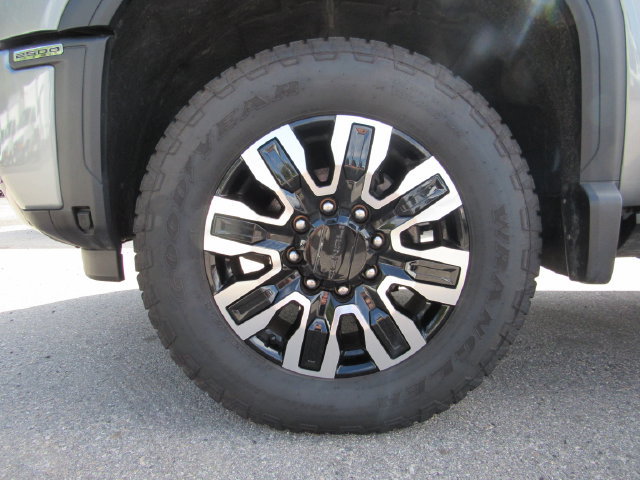 Certified 2024 GMC Sierra 2500 Denali Ultimate AWD/4WD image 9