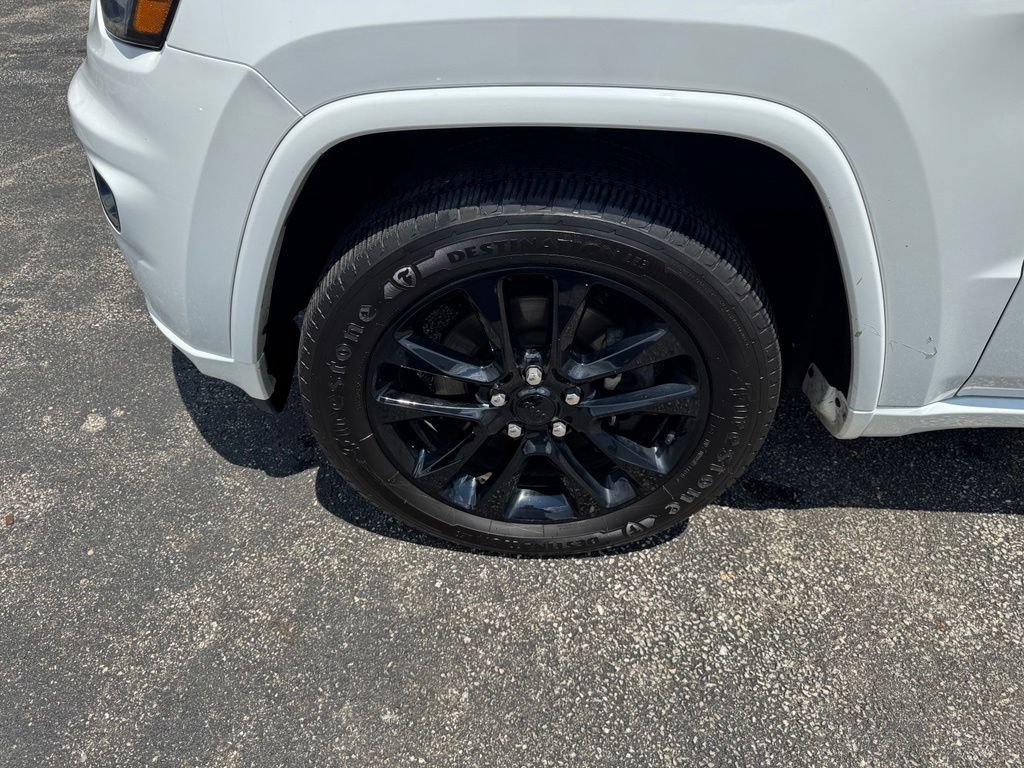 Used 2021 Jeep Grand Cherokee Laredo X AWD/4WD image 27