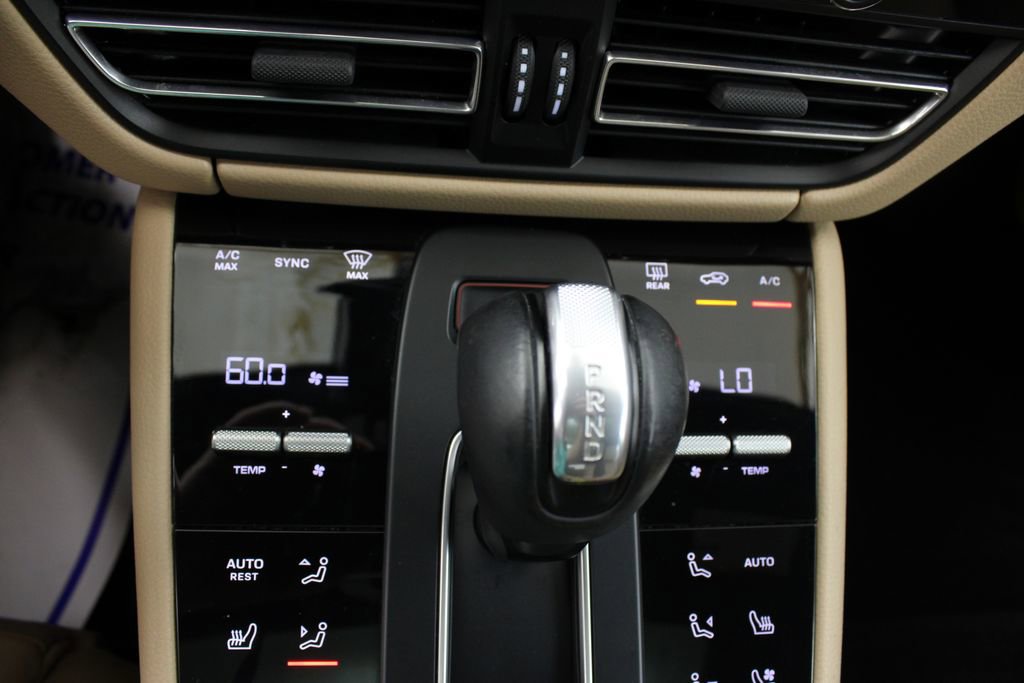 Used 2023 Porsche Macan S image 25