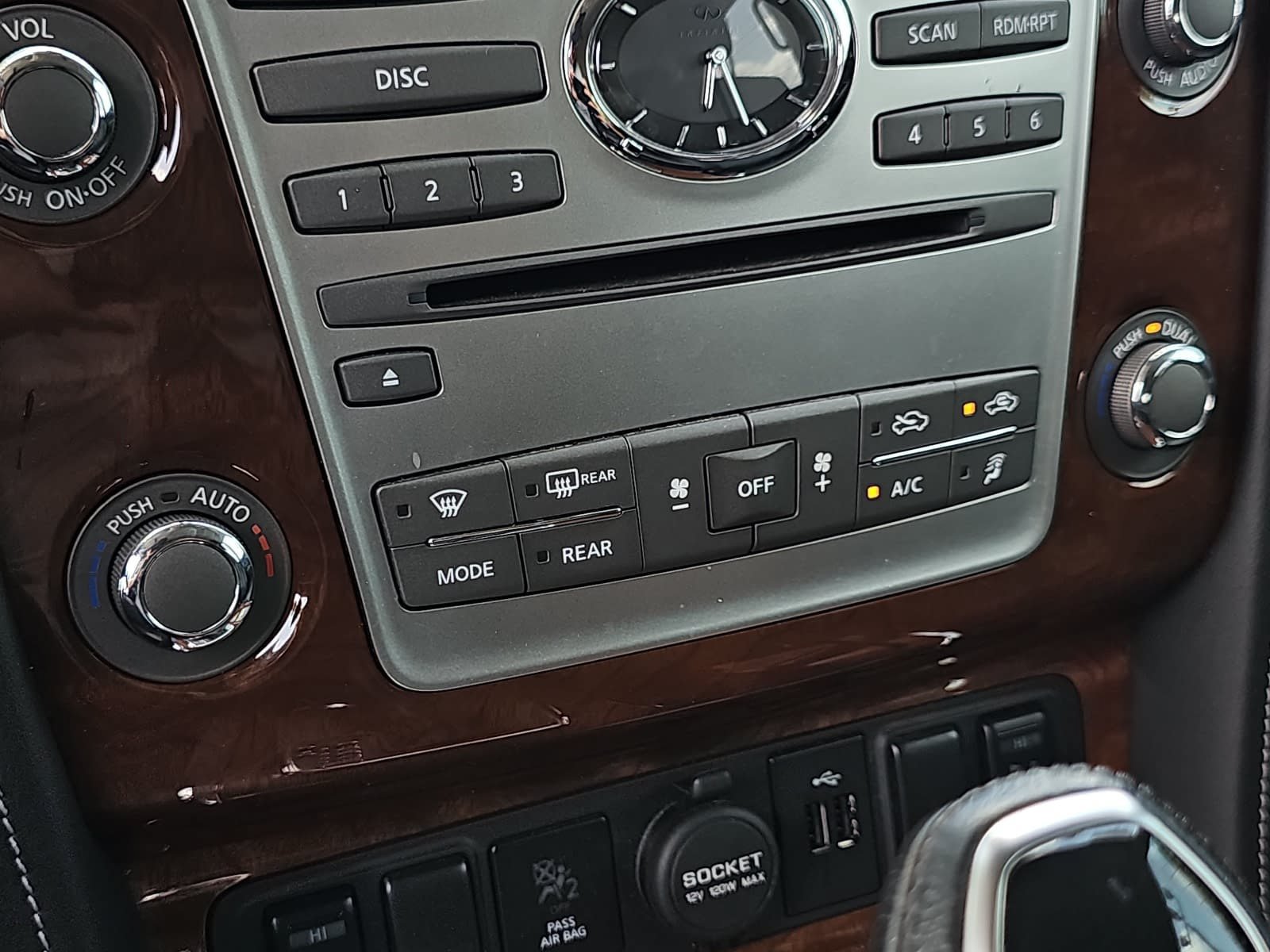 Used 2019 INFINITI QX80 Luxe w/ Proassist Package RWD image 23
