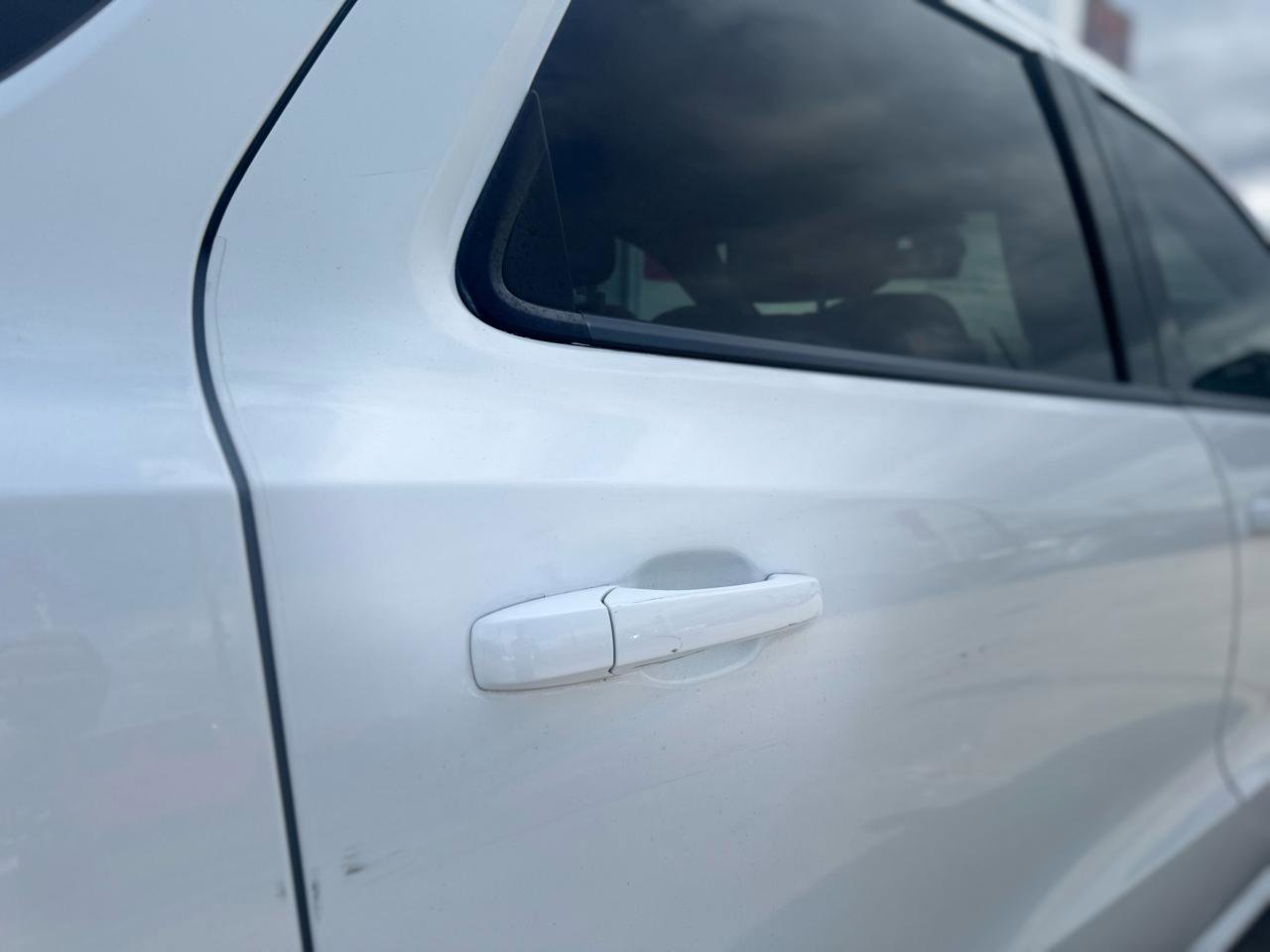Used 2019 Dodge Durango R/T w/ Blacktop Package AWD/4WD image 31
