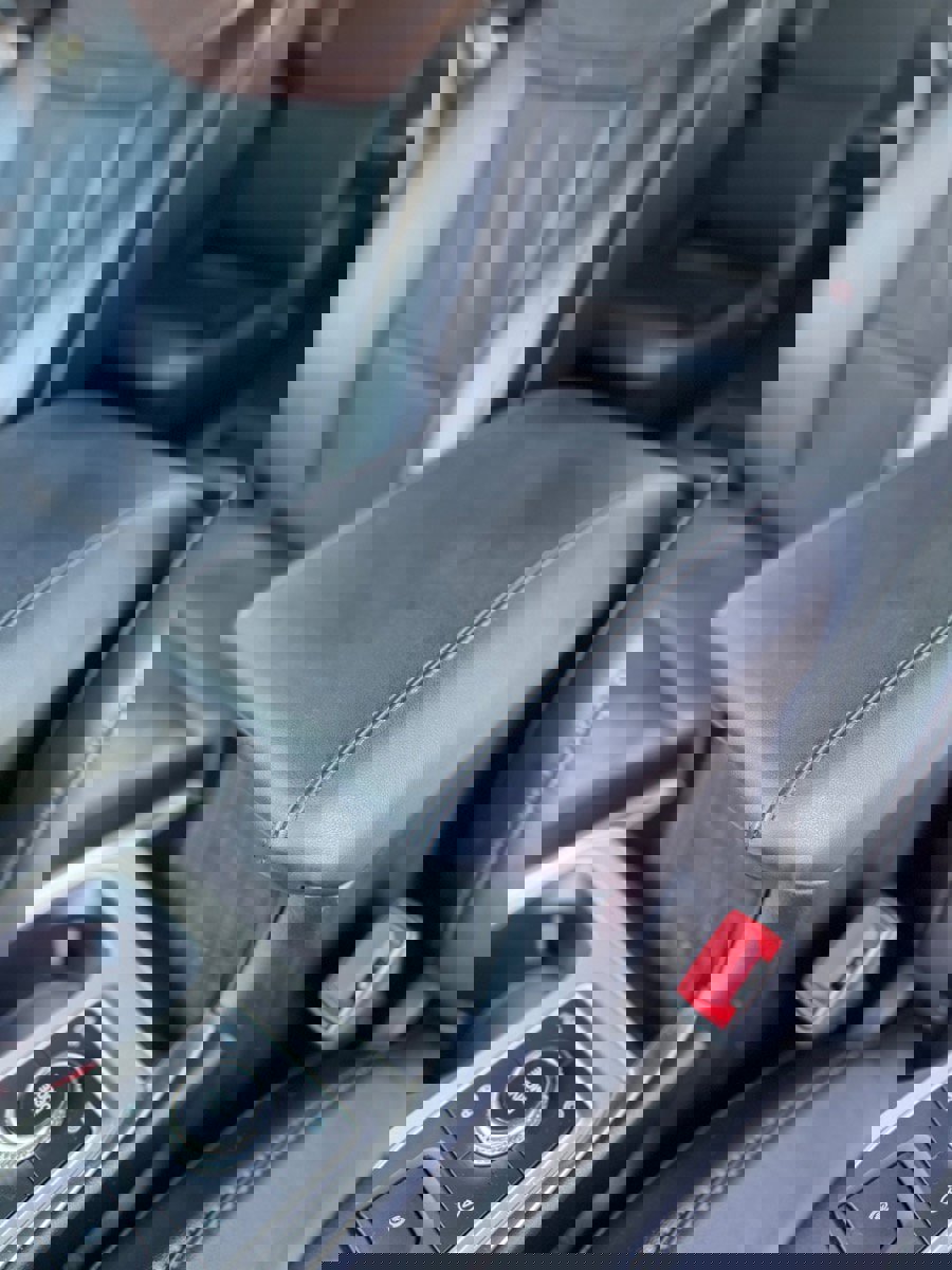 Used 2020 Ford Explorer Platinum w/ Premium Technology Package image 11