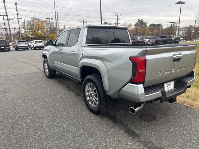 Used 2025 Toyota Tacoma Limited image 6