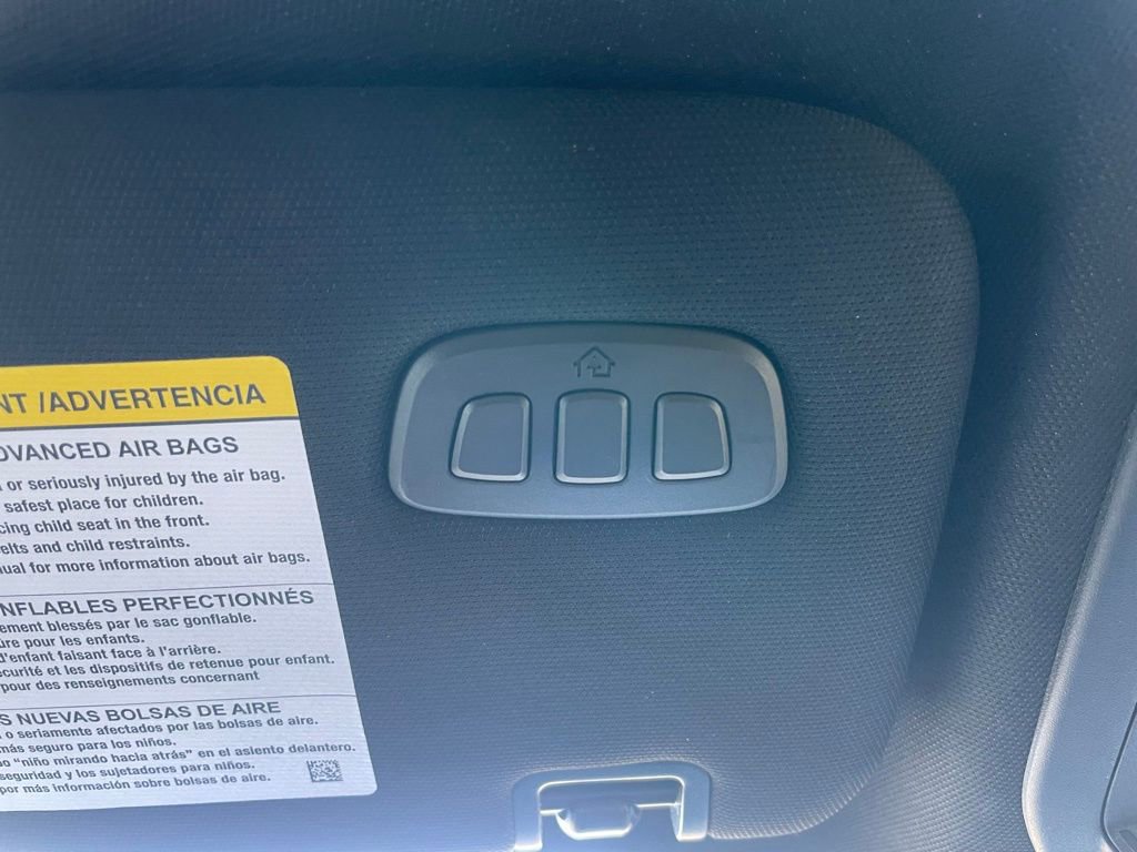 Used 2025 Ford Explorer ST-Line image 53