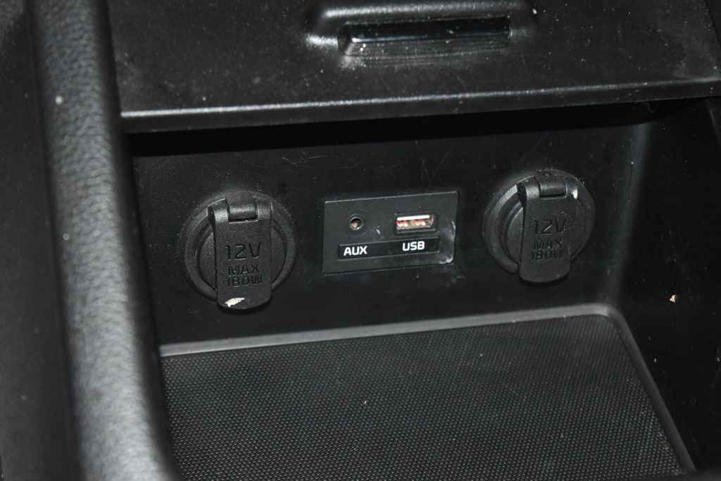 Used 2017 Kia Forte S w/ S Technology Package image 16