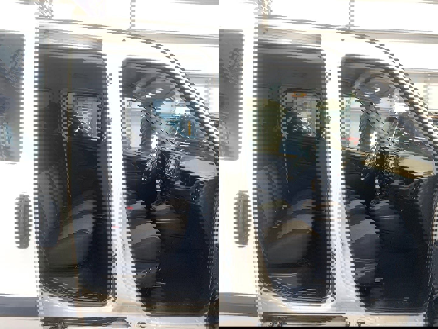 Used 2022 RAM ProMaster City Wagon w/ Lights & Wheels Group image 10