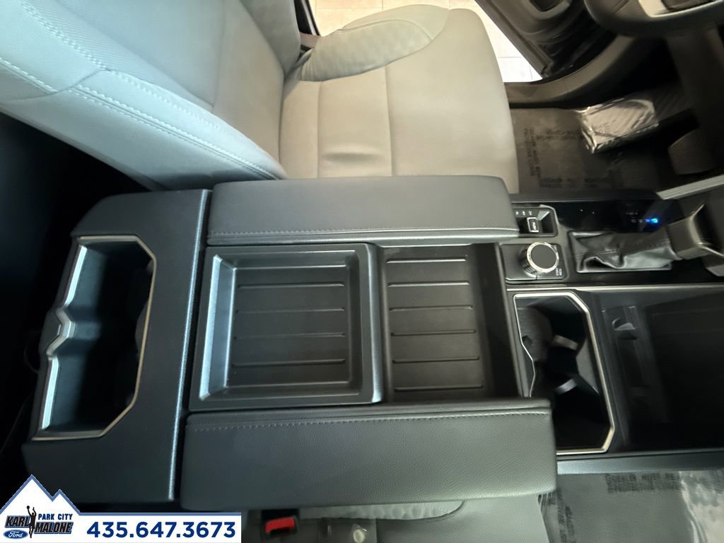 Used 2023 Toyota Tundra SR5 w/ SR5 Convenience Package AWD/4WD image 25
