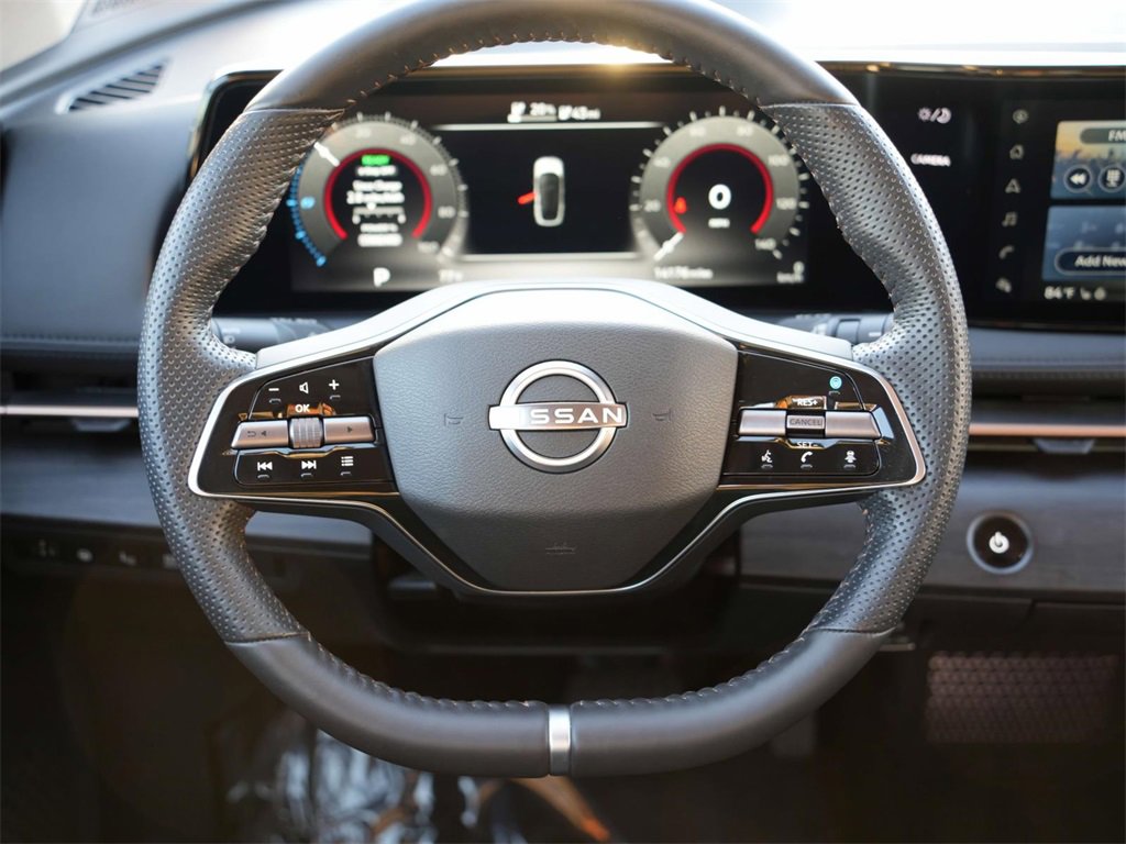 Used 2024 Nissan Ariya AWD image 10