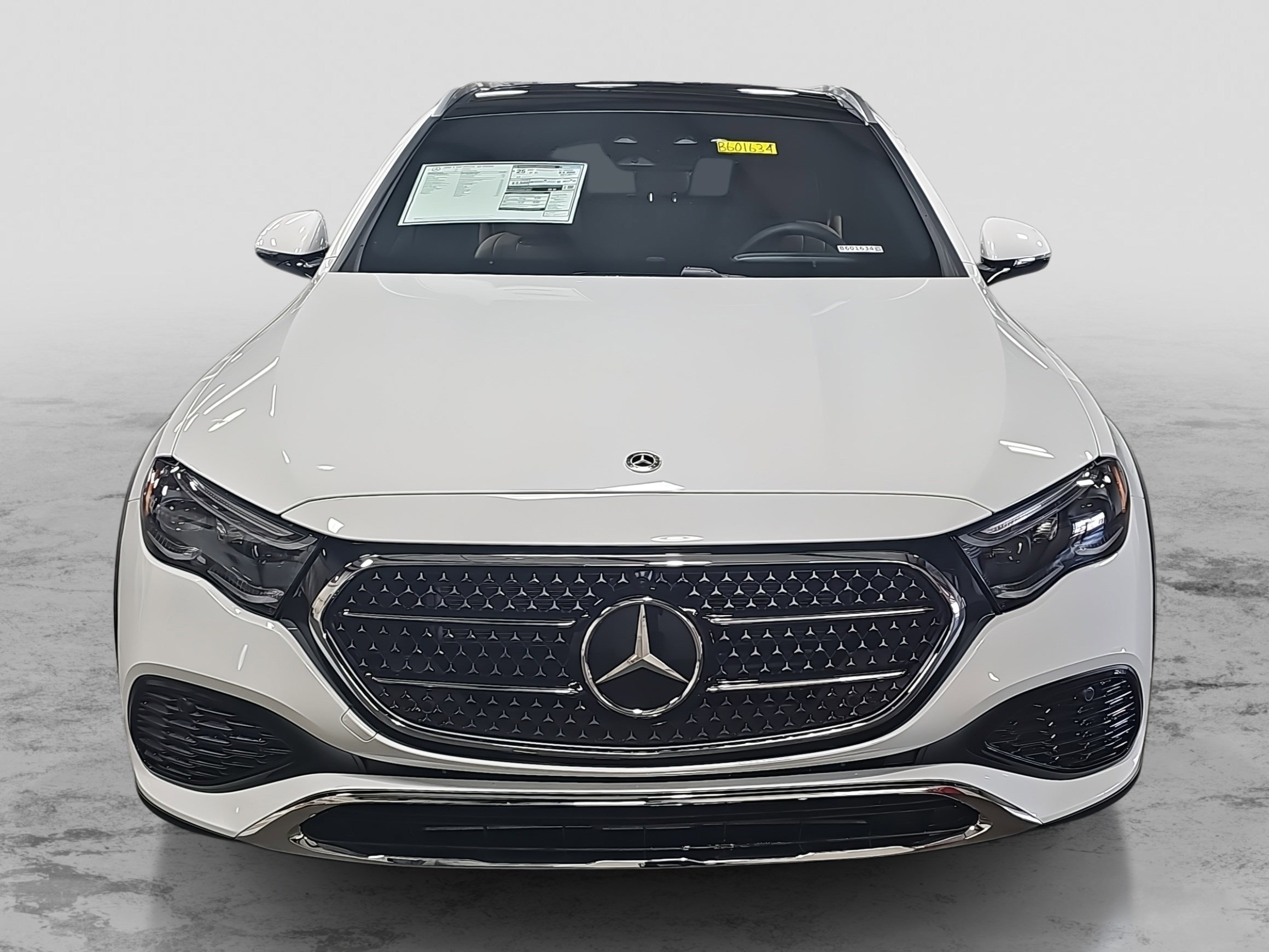 New 2026 Mercedes-Benz E 450 4MATIC All-Terrain Wagon image 2