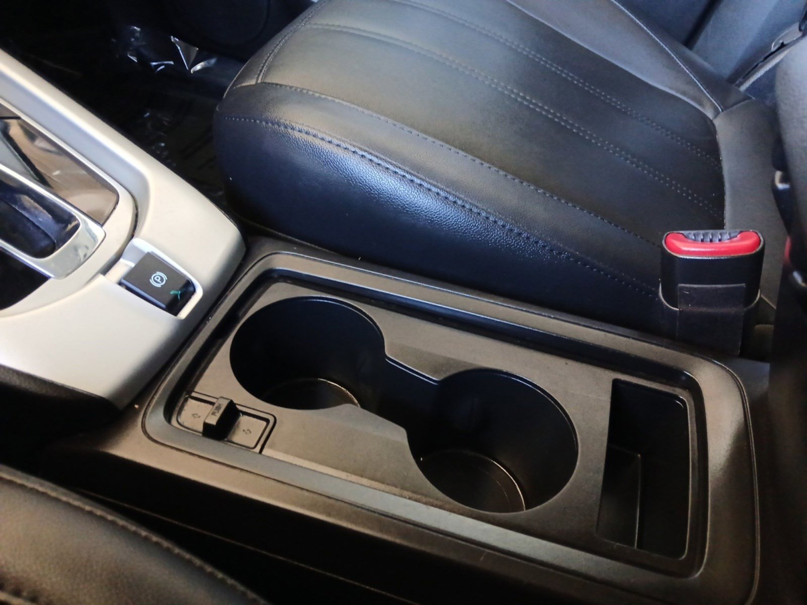 Used 2015 Chevrolet Captiva Sport LTZ image 22