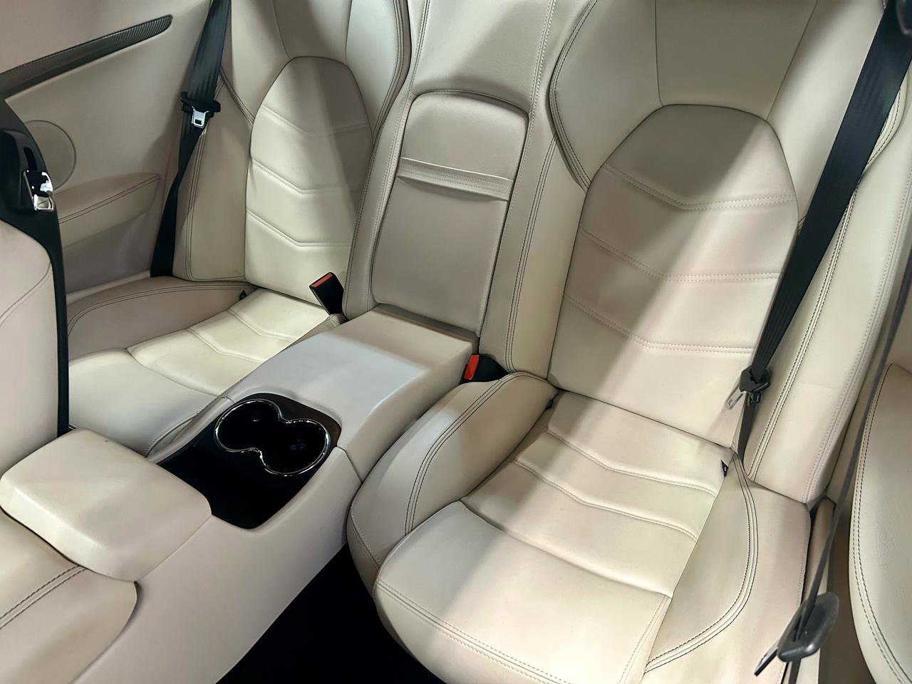 Used 2014 Maserati GranTurismo Sport image 21