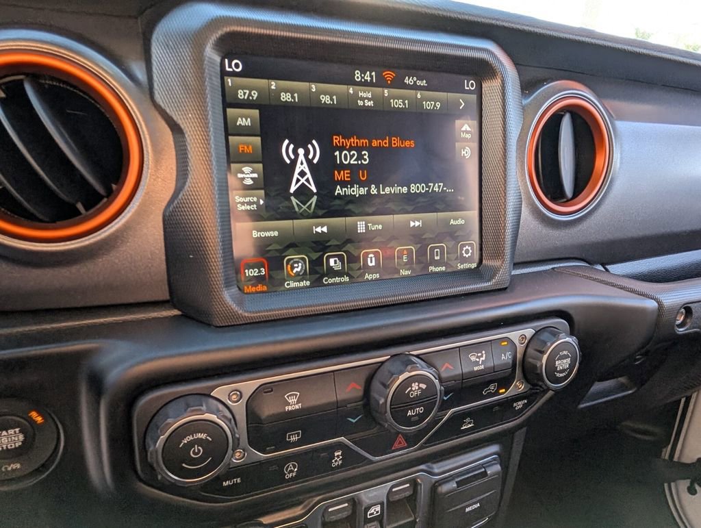 Used 2022 Jeep Gladiator Mojave w/ Trailer Tow Package image 20