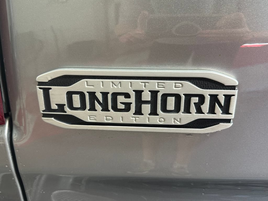 Used 2022 RAM 1500 Limited w/ Body Color Bumper Group AWD/4WD image 6